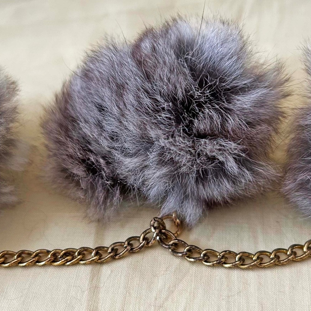 POM POMS (4), FOR PURSE OR ELSEWHERE, CHINCHILLA FUR, GREY, POM POM 2 INCHES,